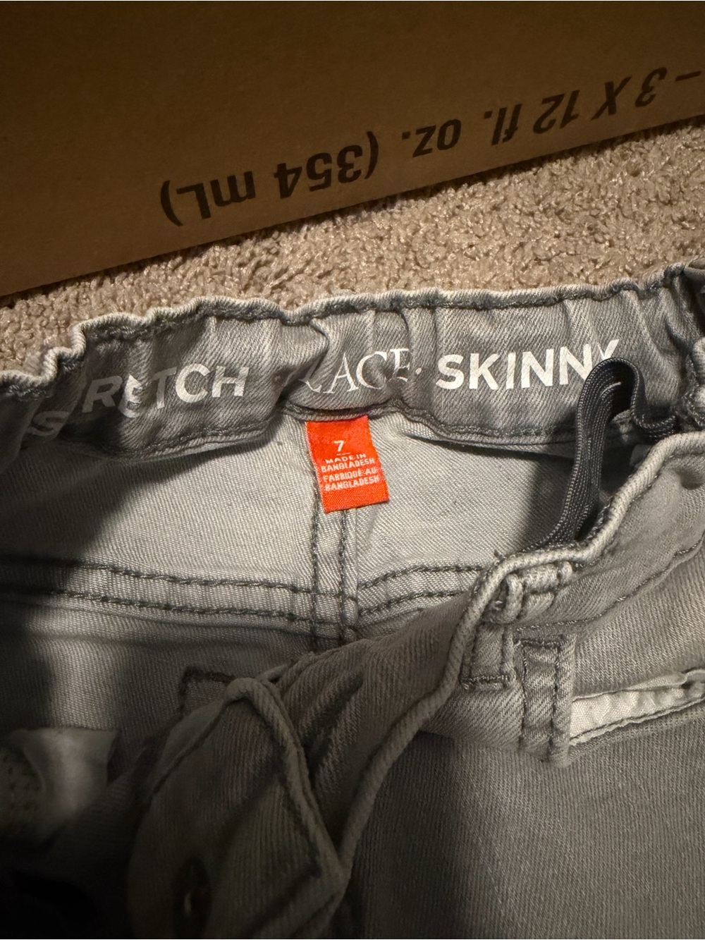 Bundle of 4 - 2 button down shirts and 2 jeans - Size 7 - Picture 6 of 11